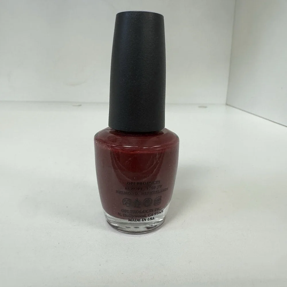 OPI BORIS & NATASHA Fall 2007 Russian Collection Raisin/plum R51 Nail Polish